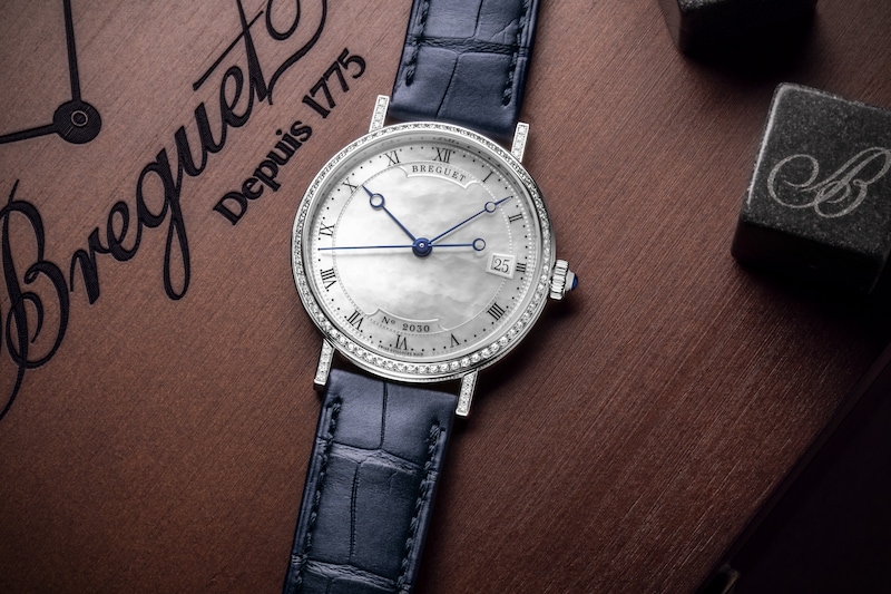 Montres Breguet Classique 9068 9068BB 52 976 DD00